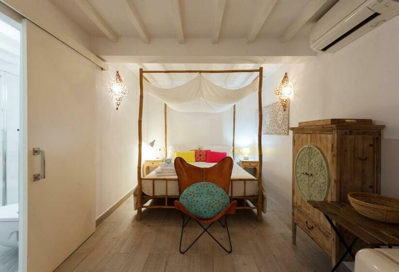 פנסיון Casa Catalina