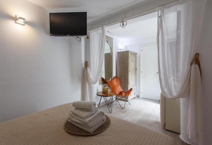 פנסיון Casa Catalina