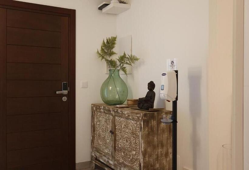 פנסיון Casa Catalina