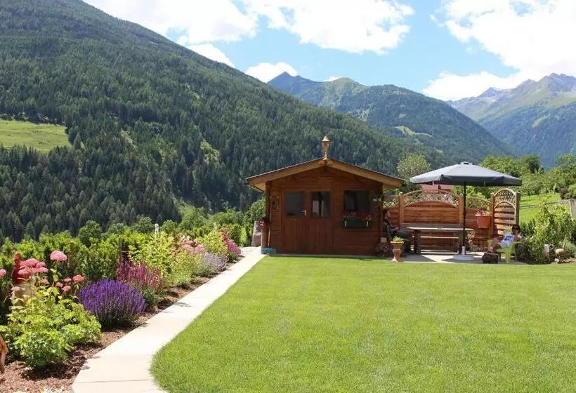 ペンション Gästehaus Hanser