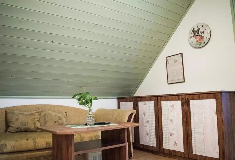 Majatalo Penzion U Lupíků