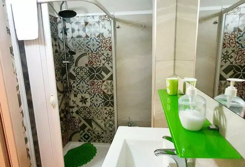 پانسیون Room N.22
