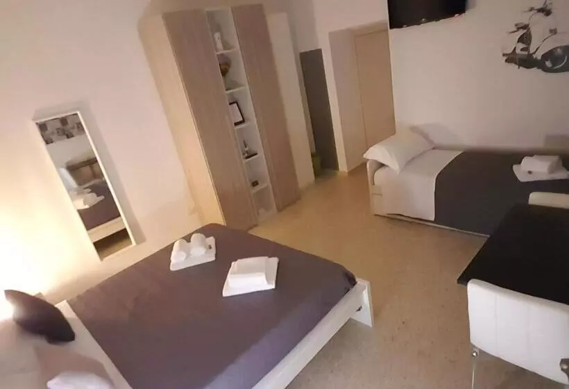 پانسیون Room N.22
