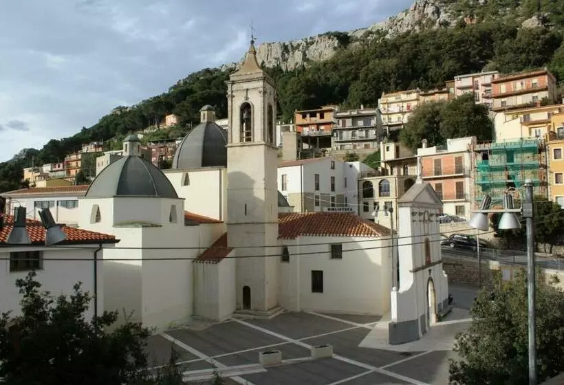 Majatalo Su Campanile