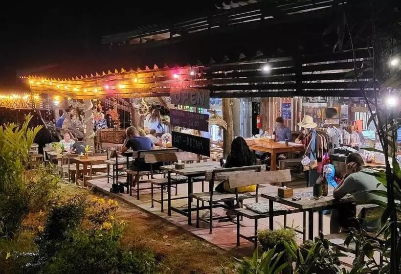 Retkeilymaja Eve House Koh Kood