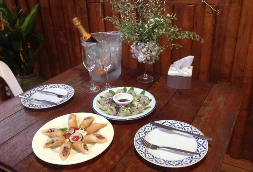 Retkeilymaja Eve House Koh Kood