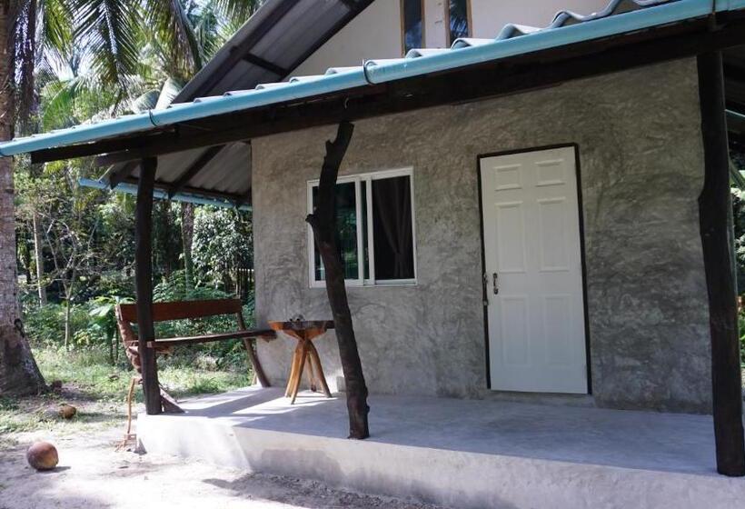 הוסטל Eve House Koh Kood