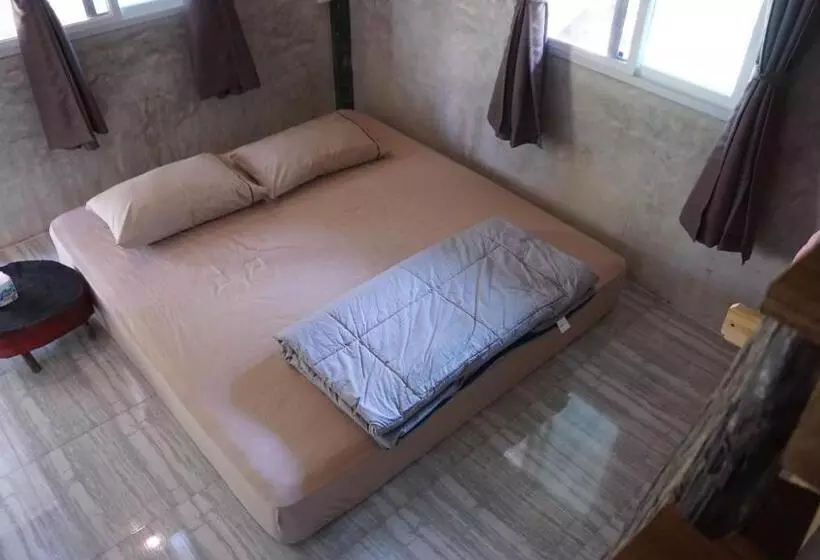 Retkeilymaja Eve House Koh Kood