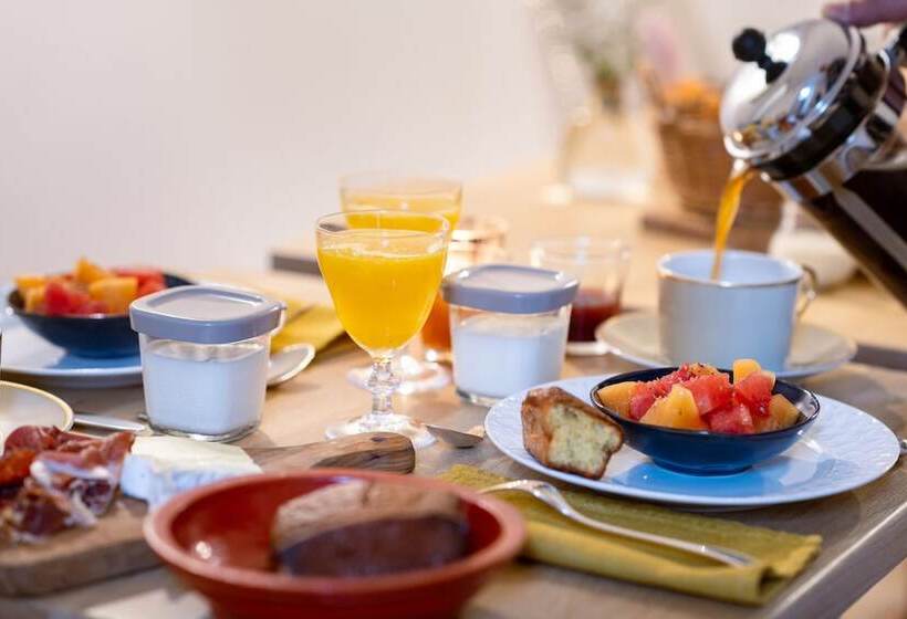 تختخواب و صبحانه Clos Saint Jacques   Maison D Hôtes