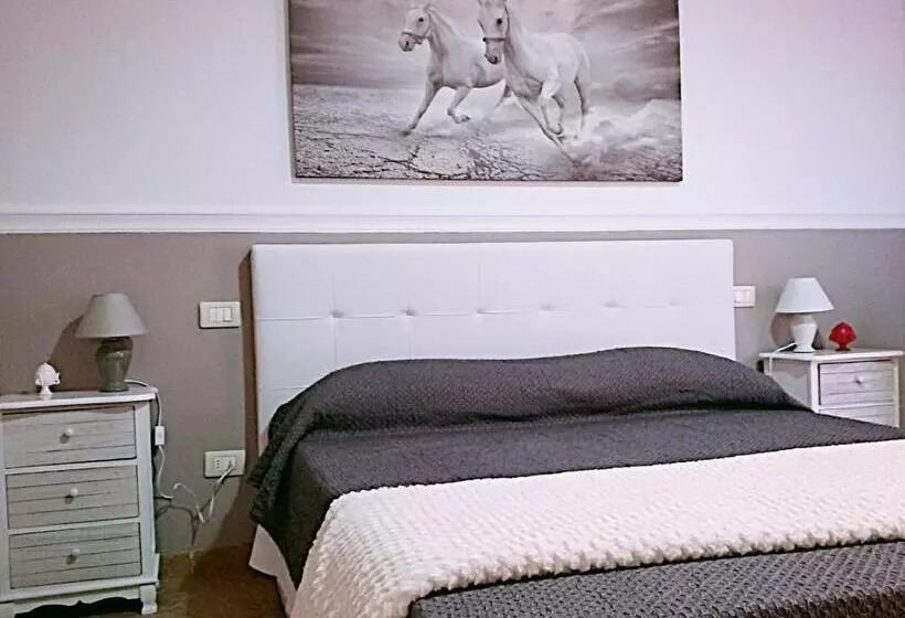 تختخواب و صبحانه Il Casale Dei Principi