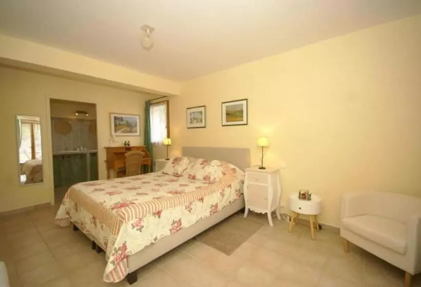 Aamiaismajoitus (B&B) Les Cerises