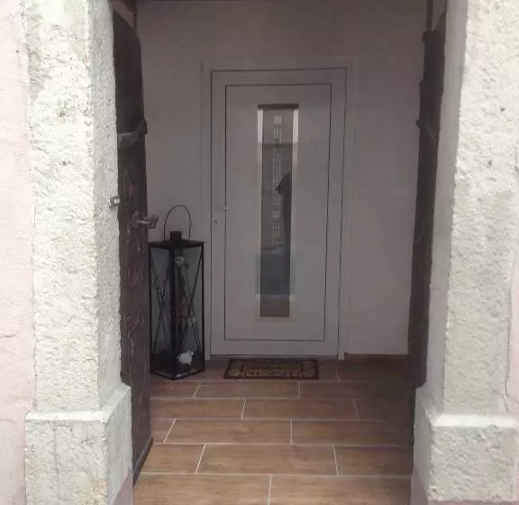 Die Kleine Pension