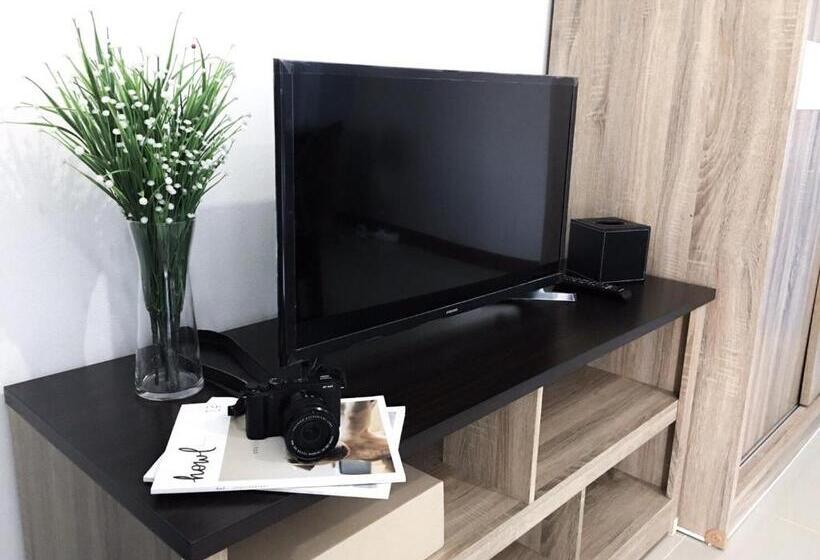 Hotel โรงแรม เดอะริช ราชพฤกษ์ โฮเทล แอนด์ เรสซิเดนซ์