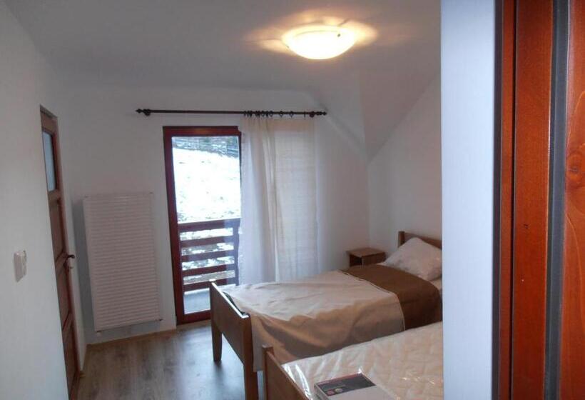 Hotel Pensiunea Agroturistica Alexandra