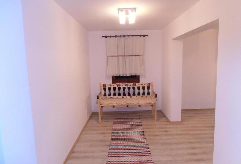 Hotel Pensiunea Agroturistica Alexandra