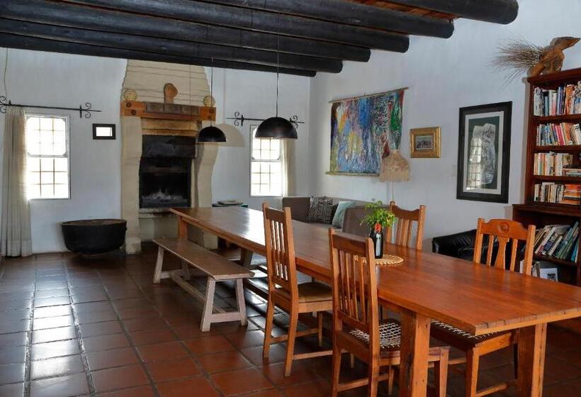 פנסיון Aloe Guest House