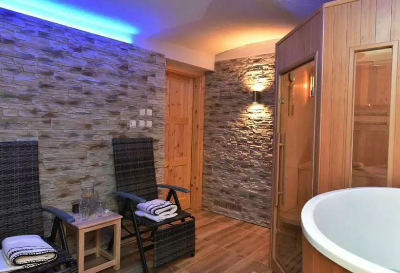 ペンション Chata Harmonie