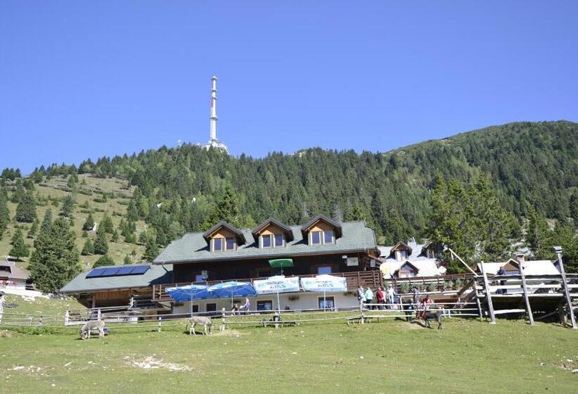 ペンション Ekoturizem Viženčar