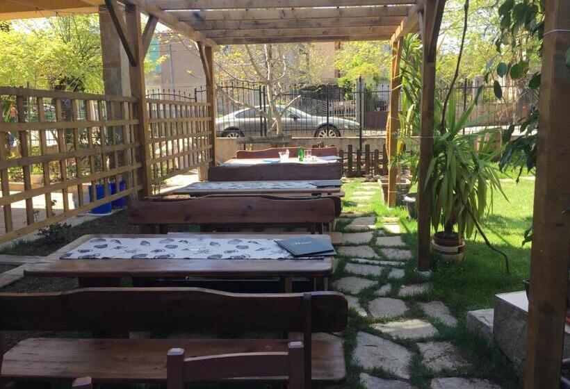 פנסיון Guest House Niya Chernomorets