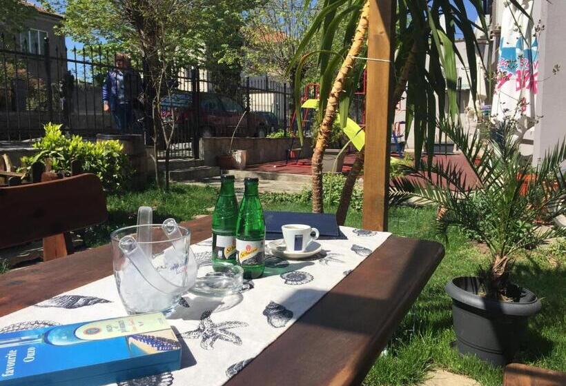 פנסיון Guest House Niya Chernomorets