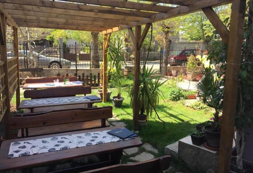 פנסיון Guest House Niya Chernomorets