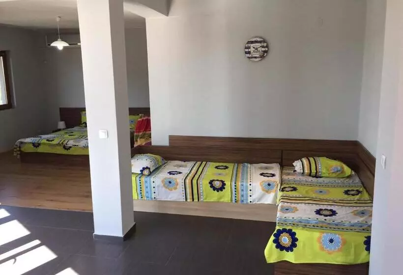 پانسیون Guest House Niya Chernomorets