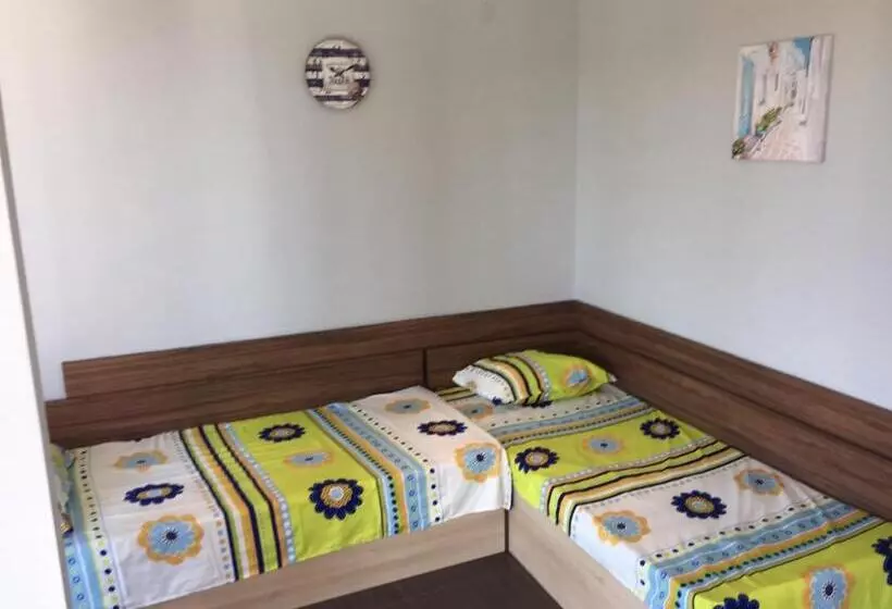 پانسیون Guest House Niya Chernomorets