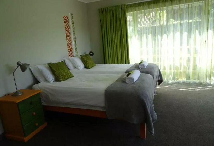 Majatalo Knysnaviews Guest House