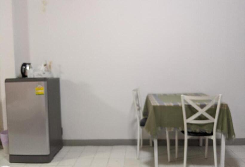 Pensão V Suvarnabhumi วี สุวรรณภูมิ