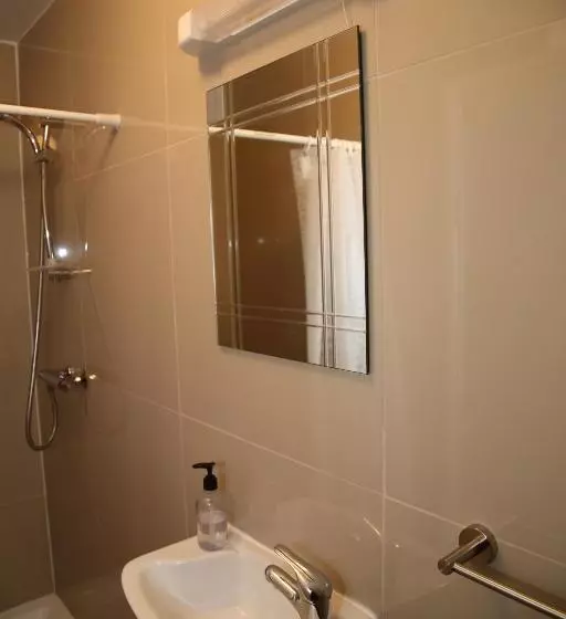 Majatalo Victorin House   All Rooms Are En Suite