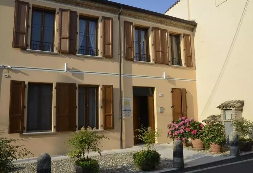 9 Muse Bed And Breakfast