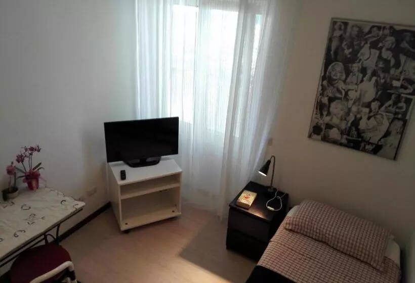 B&b Rosa Blu