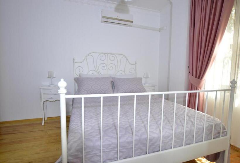 مبيت وإفطار Alayaz