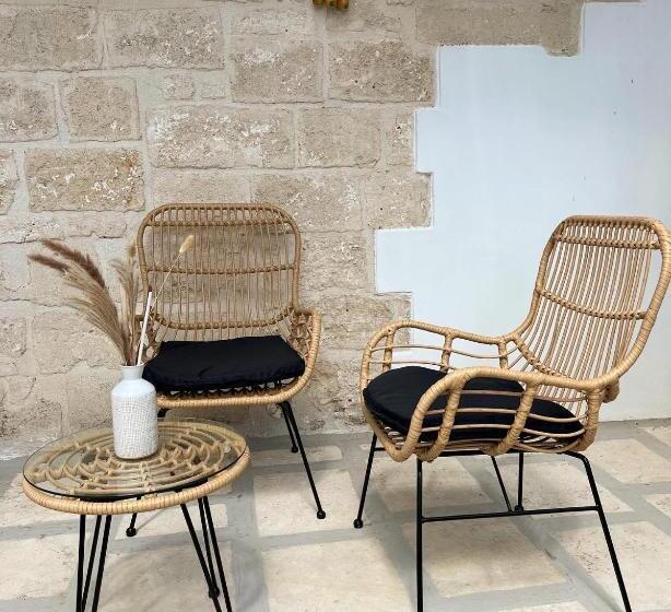 تختخواب و صبحانه Donna Nina