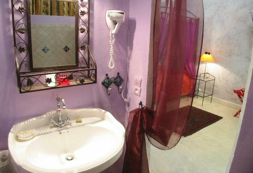 مبيت وإفطار Mas De Shogol