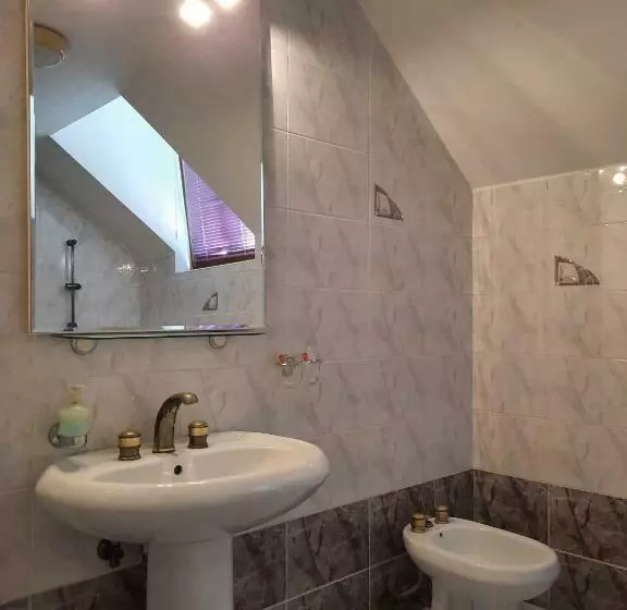 تختخواب و صبحانه Rooms čehovin