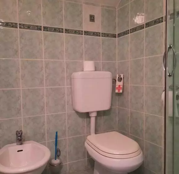 تختخواب و صبحانه Rooms čehovin