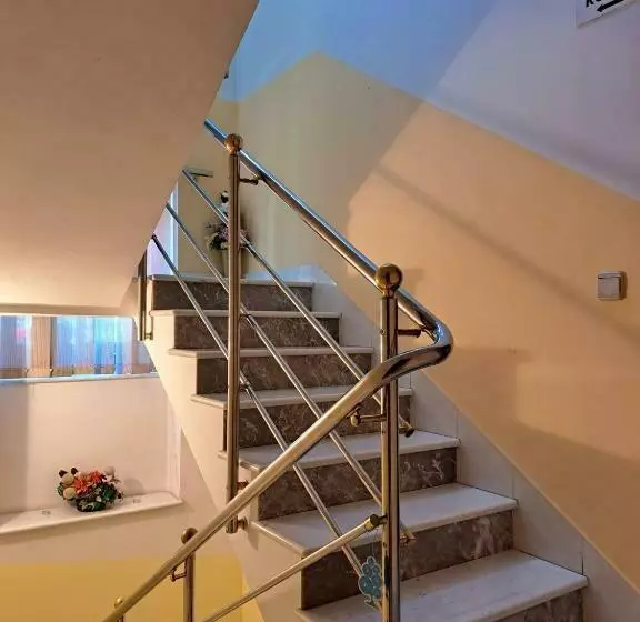 تختخواب و صبحانه Rooms čehovin