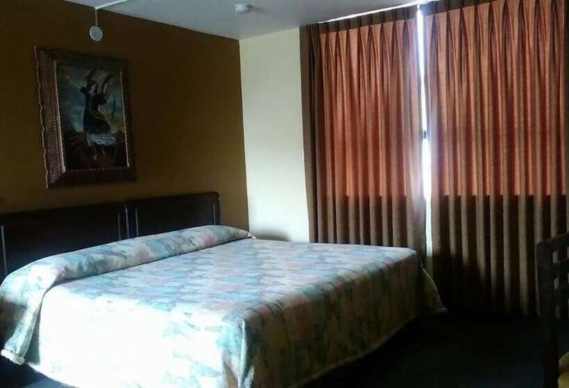 Cesar S Hotel La Merced