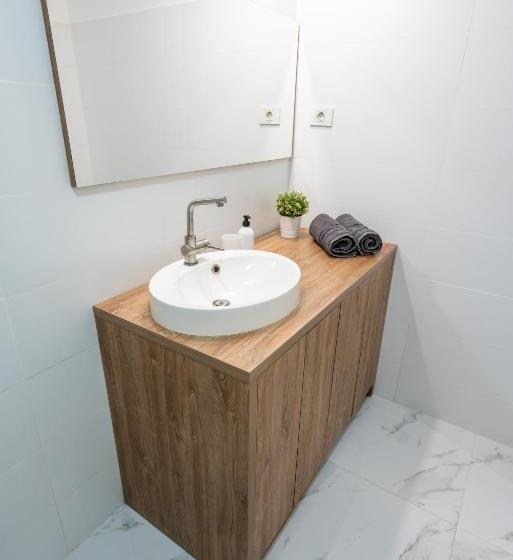 Cozy Design Apartament In Magheru