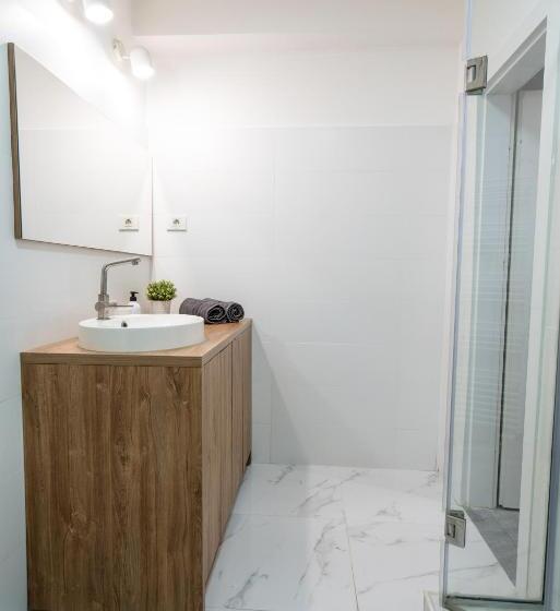 Cozy Design Apartament In Magheru