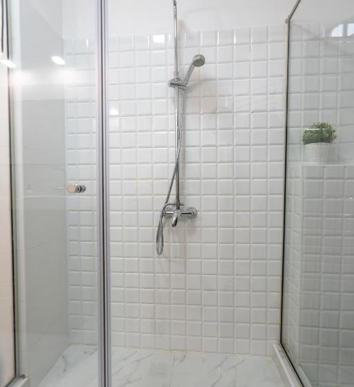 Cozy Design Apartament In Magheru