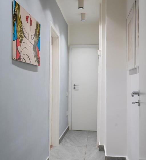 Cozy Design Apartament In Magheru