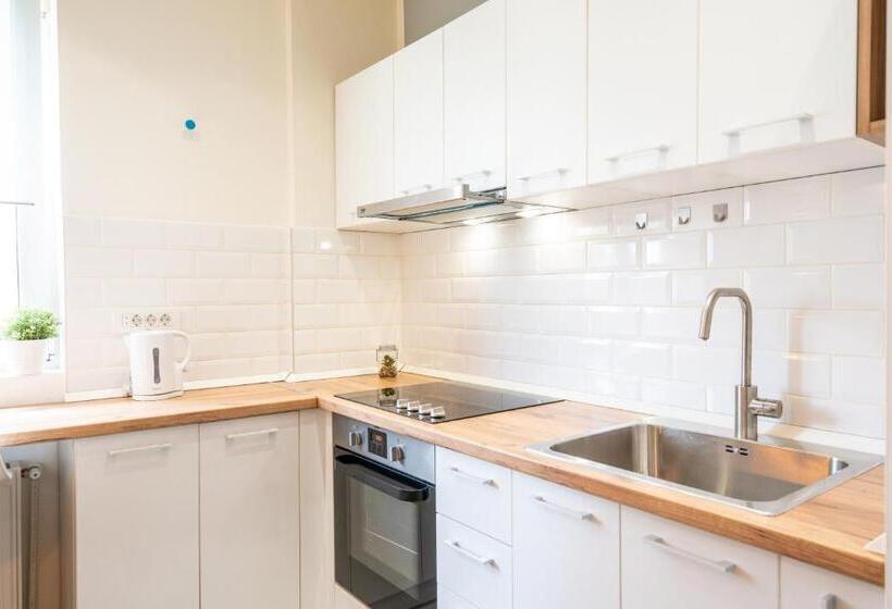 Cozy Design Apartament In Magheru