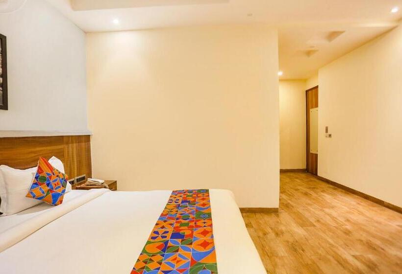 Fabhotel Royal Touch Patel Nagar