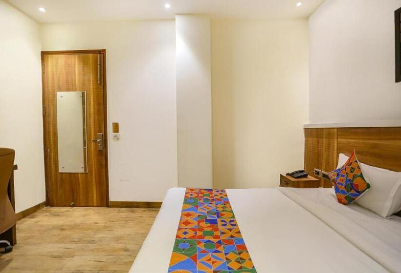 Fabhotel Royal Touch Patel Nagar