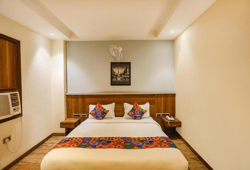 Fabhotel Royal Touch Patel Nagar