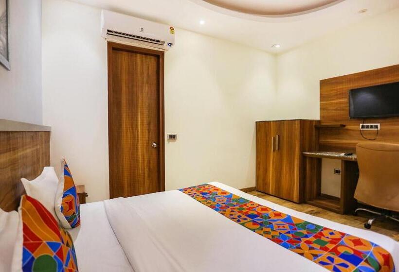 Fabhotel Royal Touch Patel Nagar