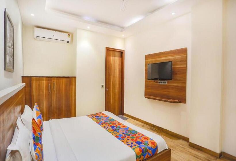Fabhotel Royal Touch Patel Nagar