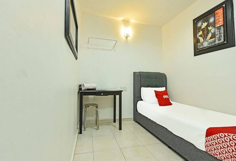 בית מלון כפרי Oyo 90364 Gemilang